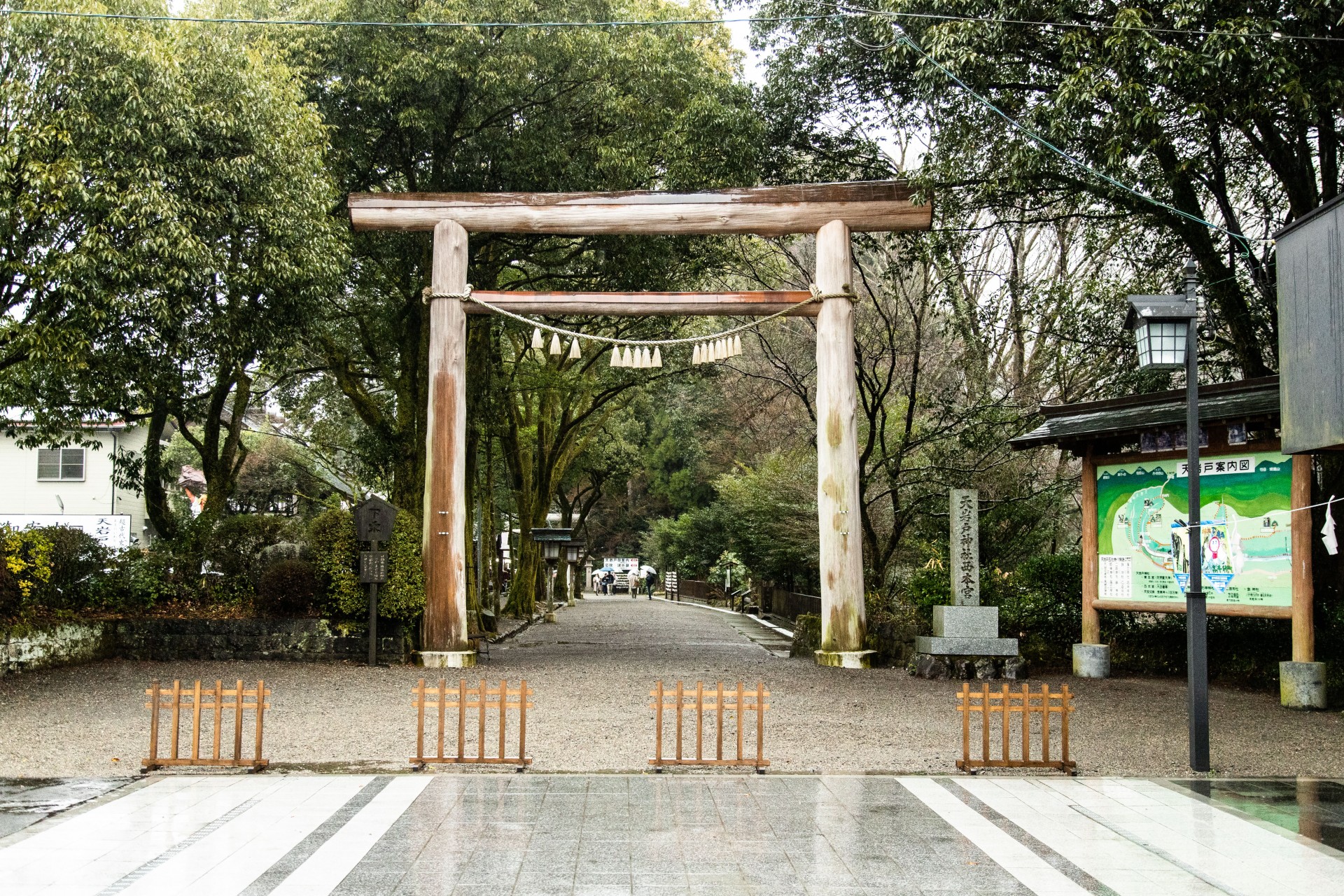 天岩戸神社