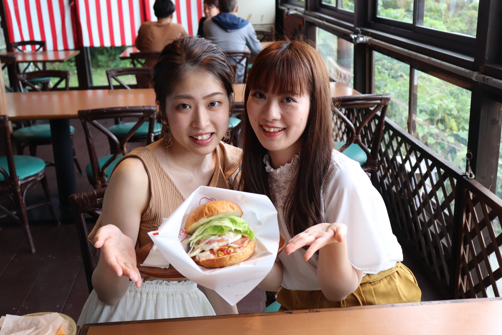 佐世保バーガー作り体験　※