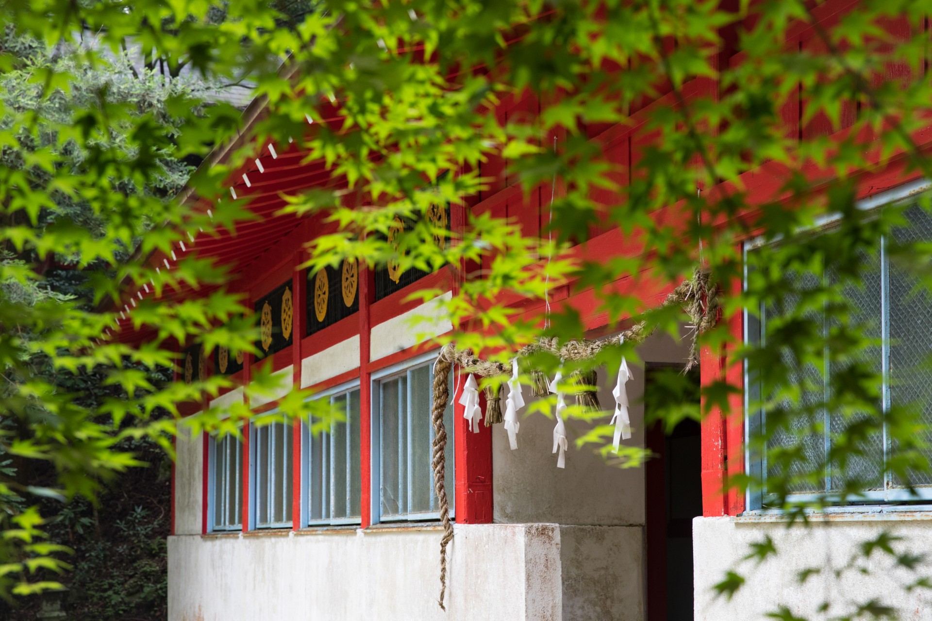 市房神社
